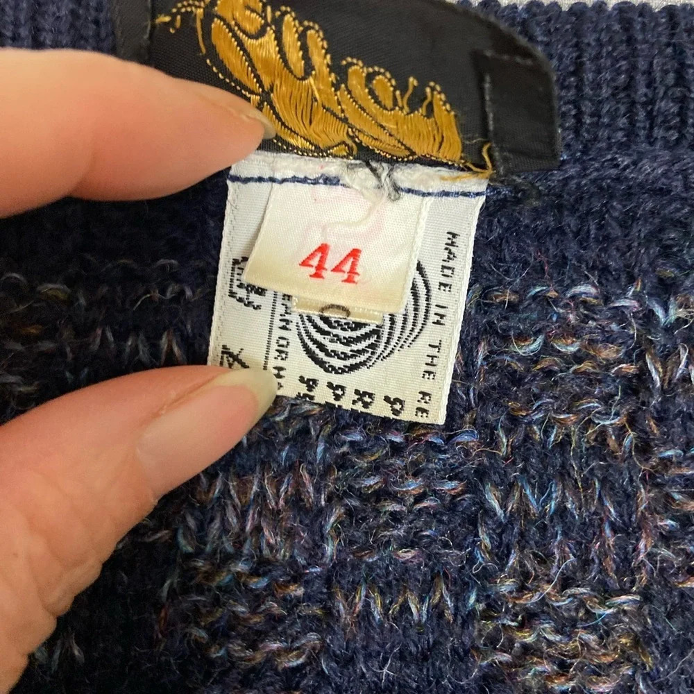 Vintage Eaton Cosby V Neck Pure Wool Knit Sweater Size L Blue - Picture 8 of 10